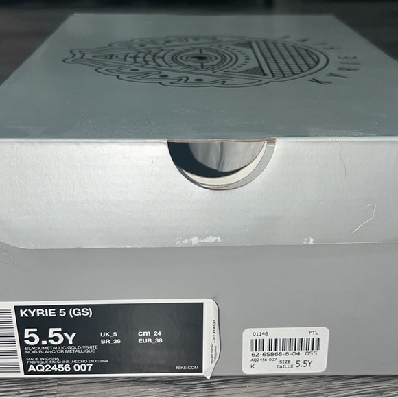 KYRIE 5 (GS) Basketball Shoe - Picture 8 of 10